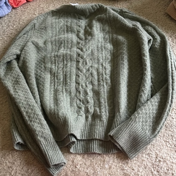 Hippie rose Willow Green sweater - Picture 5 of 5